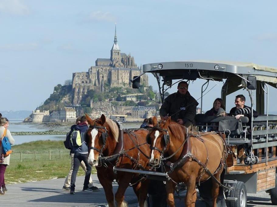 Maison Proche Du Mont Saint Michel Holiday home Pontorson